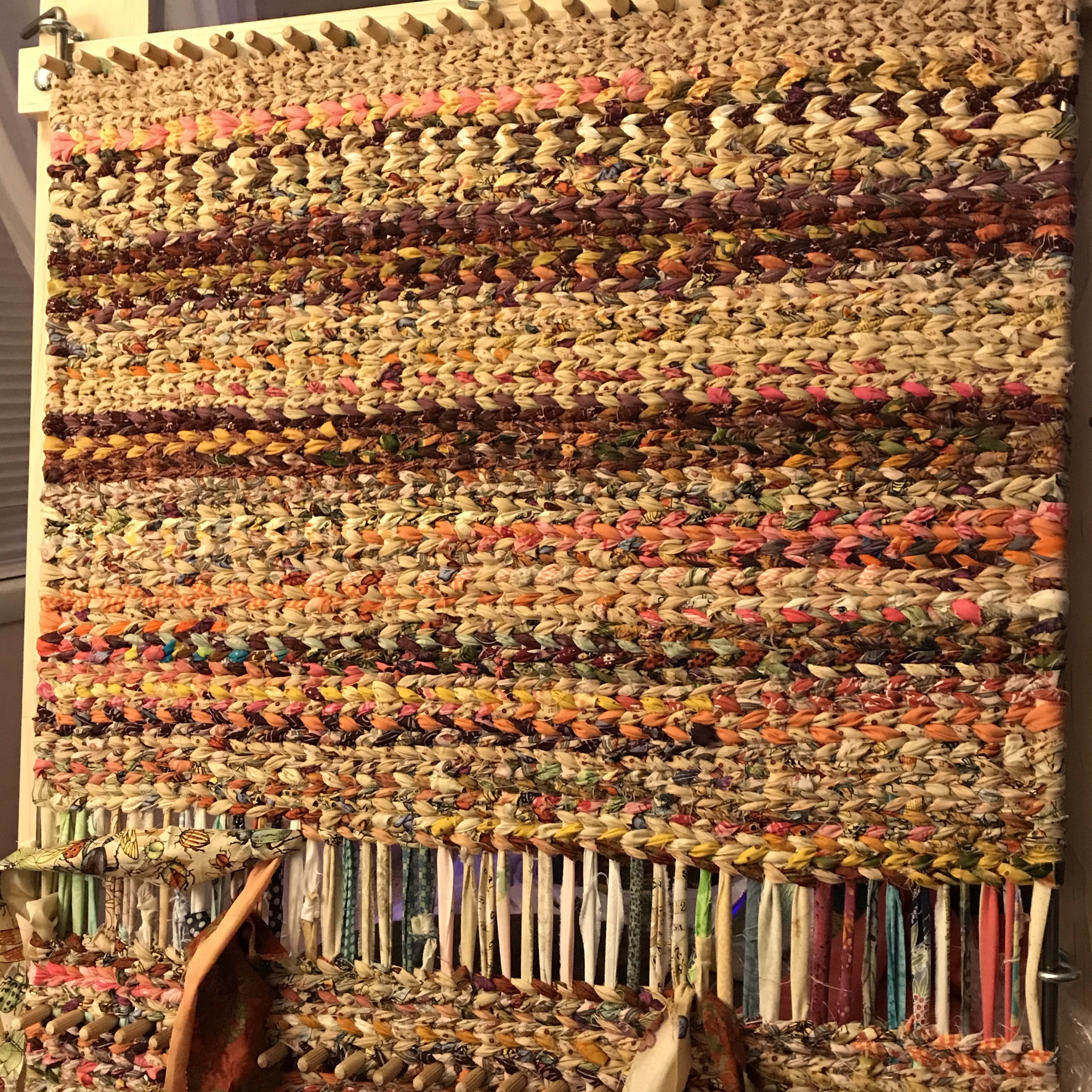 Twining Loom -how to make a scrap fabric rug project image